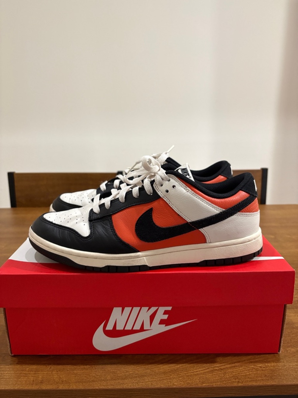 Nike Dunk Low Retro Coral